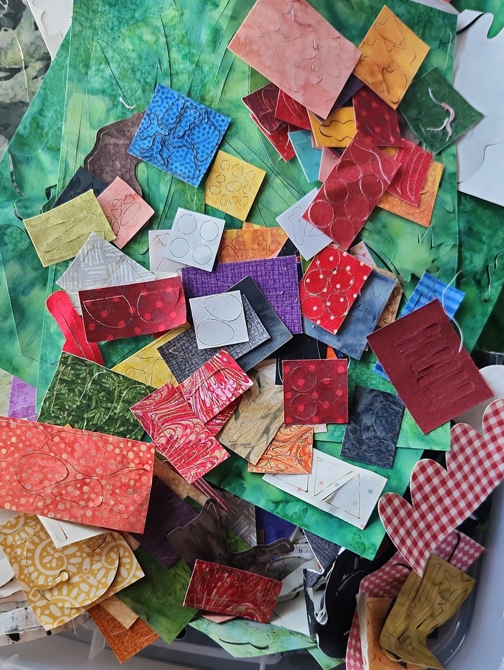 2 Pounds Of Assorted Applique Pieces